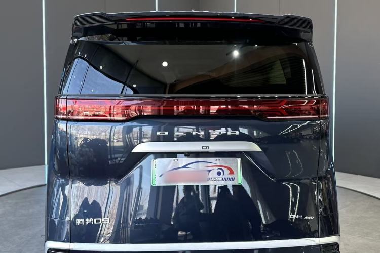 Used Denza D9 2024 DM-i 980 Four-Wheel Drive Prestige Model