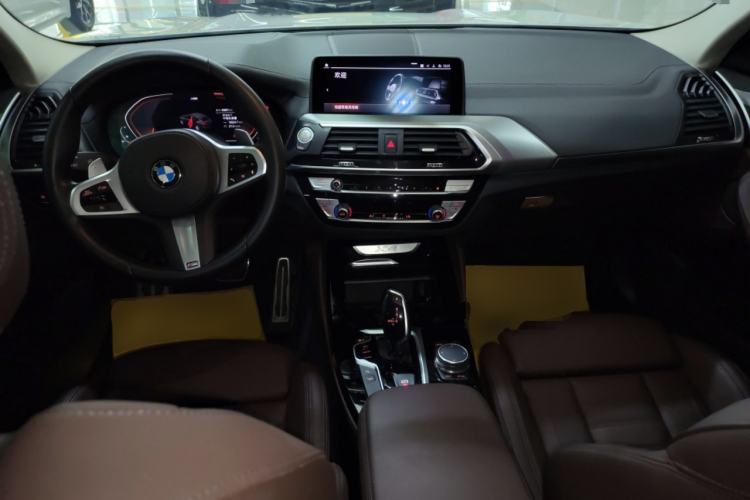 Used BMW X4 2021 Restyled xDrive 25i M Sport Package Center Console