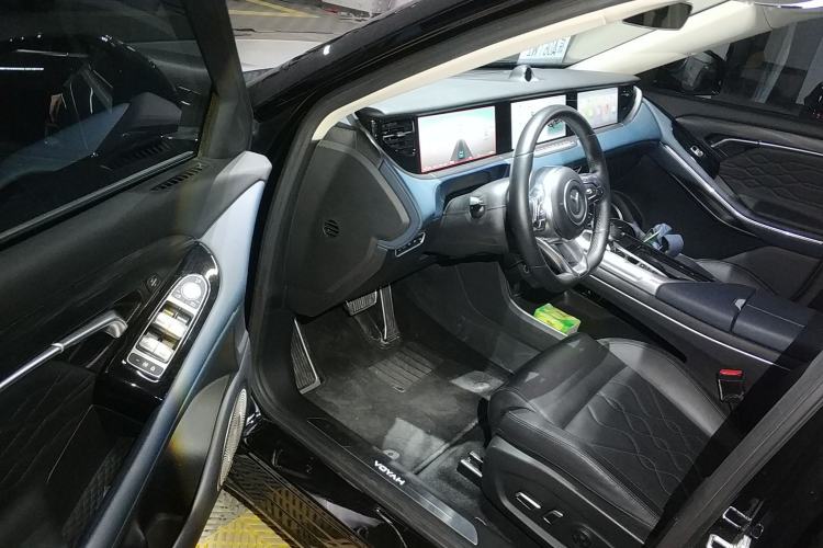 Used VOYAH FREE 2021 Four-Wheel Drive Standard Range-Extended Exclusive Luxury Package Driver Seat