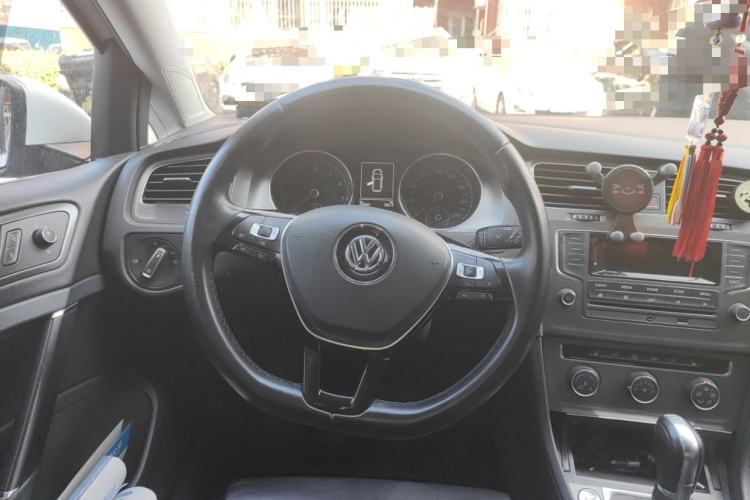 Used Volkswagen Golf 2014 1.4TSI Automatic Luxury Model