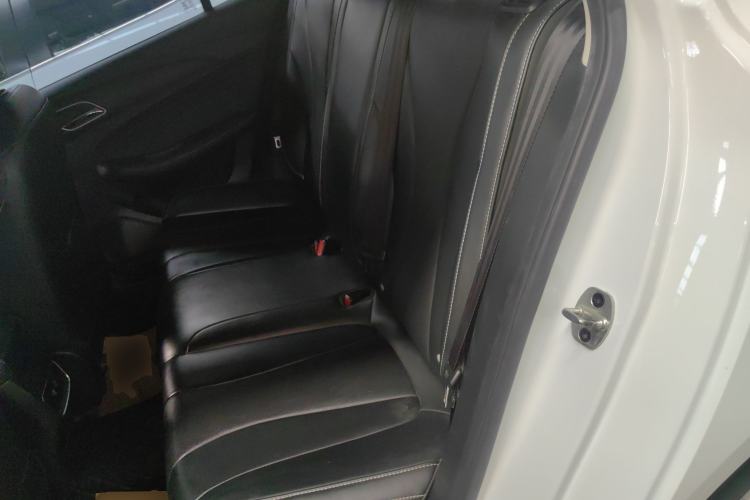 Used Roewe i5 2020 1.5L Automatic 4G Connect Luxury Flagship Edition
