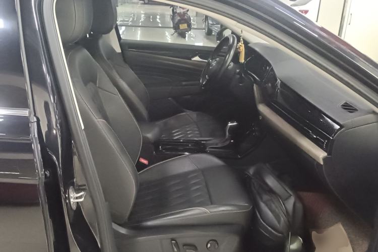 Used Volkswagen Passat 2019 380TSI Luxury Edition China VI Standard
