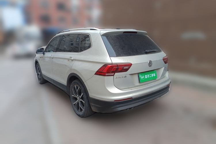 Used Volkswagen Tiguan L 2020 330TSI Automatic Two-Wheel Drive Smart Luxury Edition China VI Standard