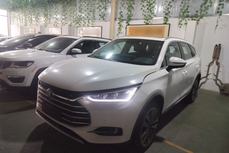Used BYD Tang 2018 2.0T Automatic Smart Connect Prestige 7-Seater China V Standard