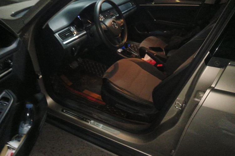 Used Volkswagen C-TREK 2017 1.6L Automatic Comfort Model Driver Seat