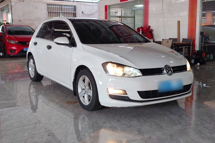 Used Volkswagen Golf 2016 180TSI Automatic Comfort Model
