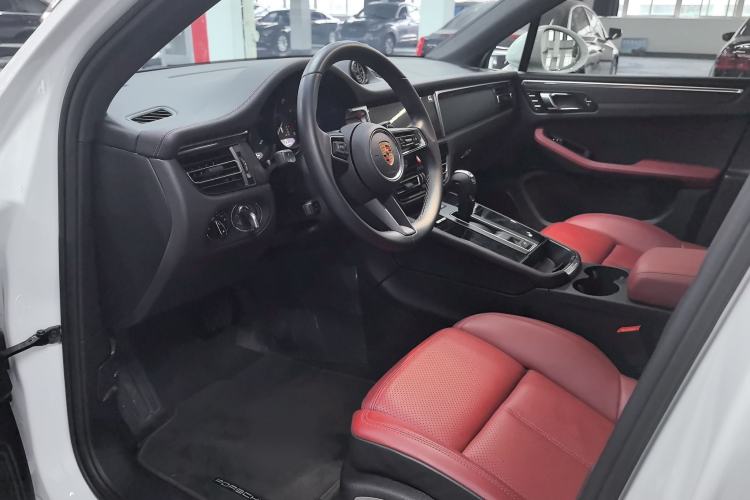 Used Porsche Macan 2024 Macan 2.0T