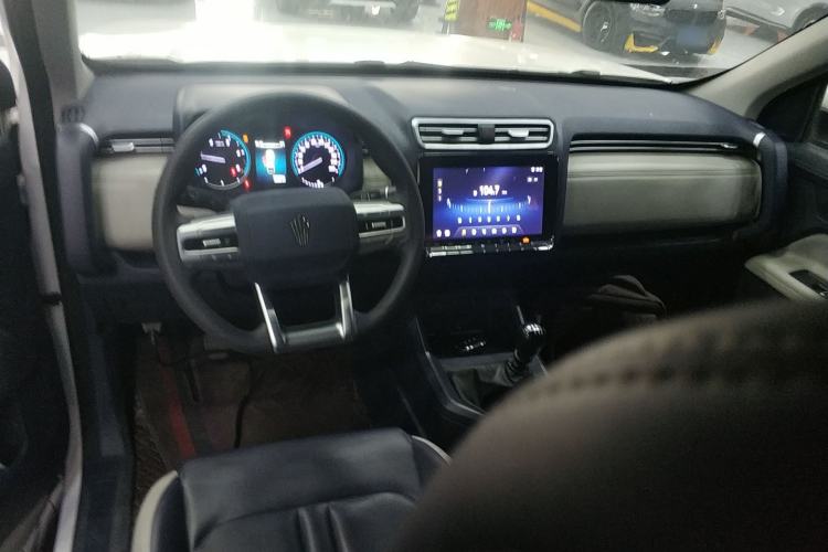 Used JMC DaDao 2023 All-Purpose Model 2.3T Diesel Automatic Two-Wheel Drive Standard Wheelbase Comfort Edition