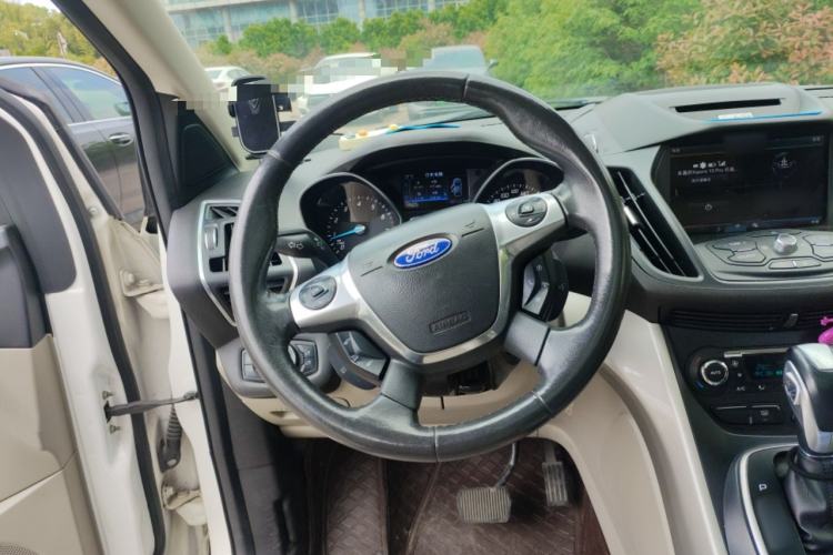 Used Ford Kuga 2013 2.0L GTDi Four-Wheel-Drive Elite Model
