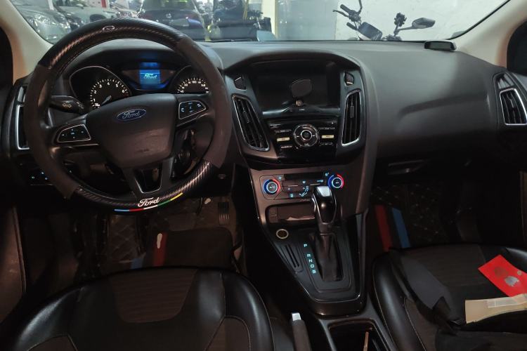 Used Ford Focus 2015 Sedan 1.6L Automatic Trend Model
