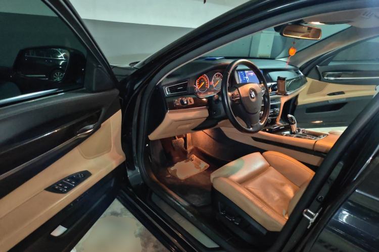 Used BMW 7 Series 2009 730Li Luxury Model