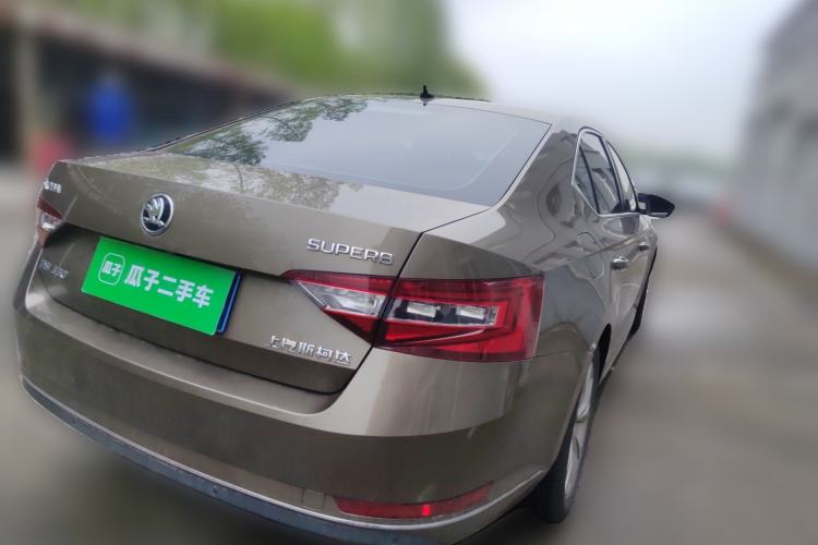 Used Skoda Superb 2018 TSI330 DSG Comfort Edition China V Standard Rear Right 45 Deg