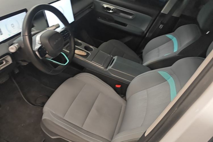 Used AION Y 2024 Younger