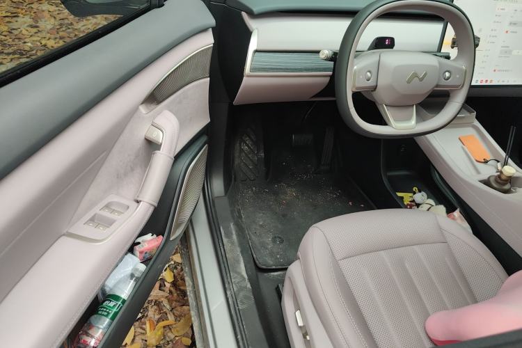 Used ONVO L60 2025 Model—85 kWh Rear-Wheel-Drive Version
