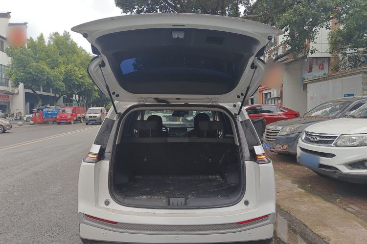 Used AION Y 2023 Plus 610 Enjoy Edition