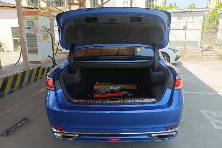 Used Geely Auto Emgrand GT New Energy 2018 1.5T PHEV Yao Ling Edition
