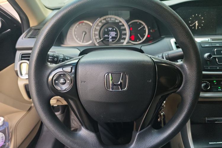 Used Honda Accord 2015 2.0L LX Comfort Edition