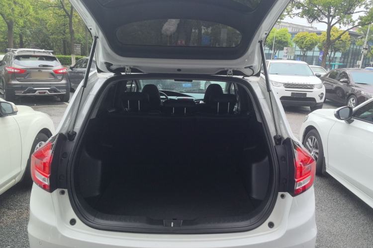 Used Honda Jade 2020 1.8L automatic Comfort version Trunk