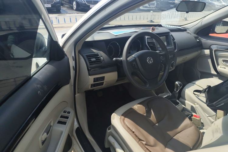 Used Dongfeng Aeolus A60 2016 1.5L Manual Luxury Version
