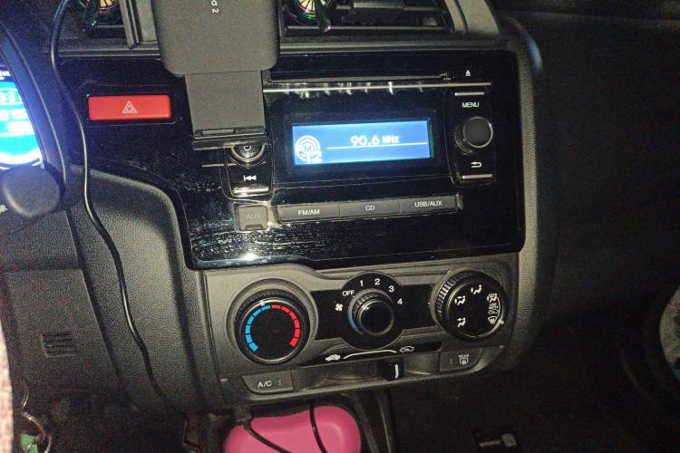 Used Honda Fit 2016 1.5L LXS CVT Comfort Sunroof Version Audio And AC Panel