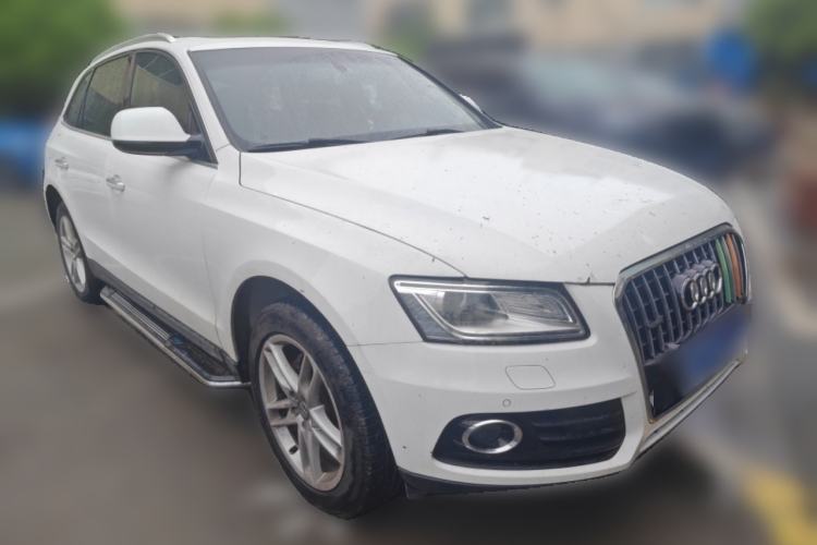 Used Audi Q5 2017 40 TFSI Technology Edition Front Right 45 Deg