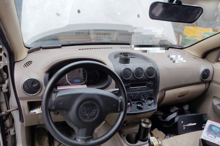 Used Wuling Hongguang 2013 1.5L Standard Version
