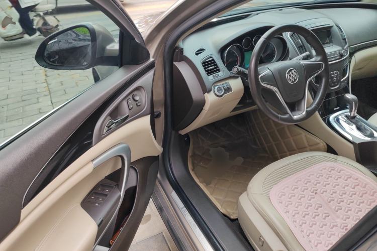 Used Buick Regal 2015 2.0L Leading Fashion Edition