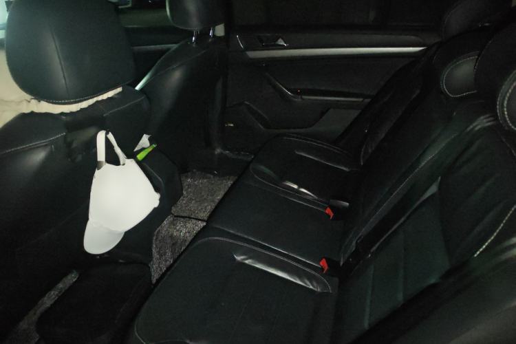 Used Volkswagen Lavida 2015 1.6L Manual Comfort Edition Left Rear Seat