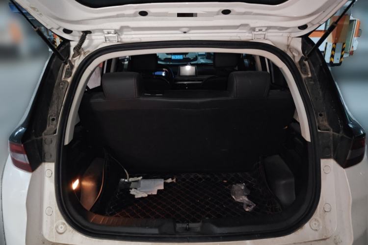 Used Dayun Yuehu 2021 32.85 kWh Two-Wheel-Drive Sprite Version Trunk