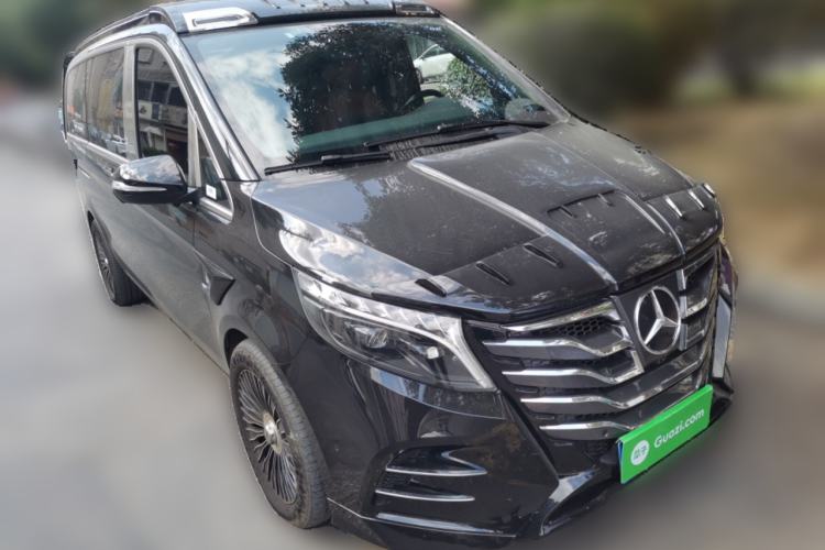 Used Mercedes-Benz V-Class 2022 V 260 Avantgarde Edition
