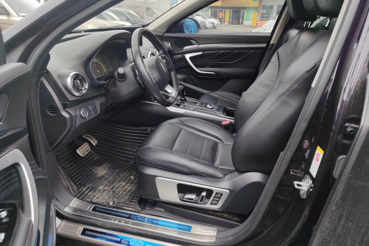 Used Wey VV7 2017 2.0T Flagship Model Left Front Seat