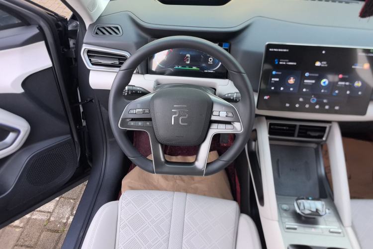 Used BYD Yuan UP 2024 401KM Beyond Edition Steering Wheel