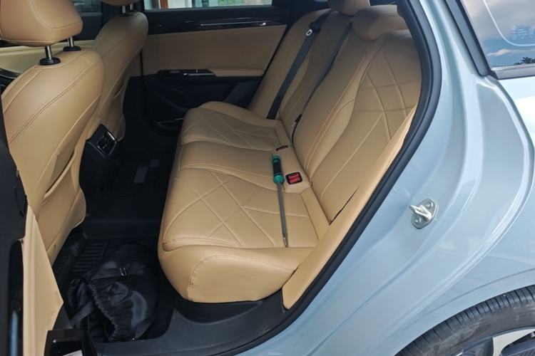 Used Geely Galaxy L6 2023 125km PLUS