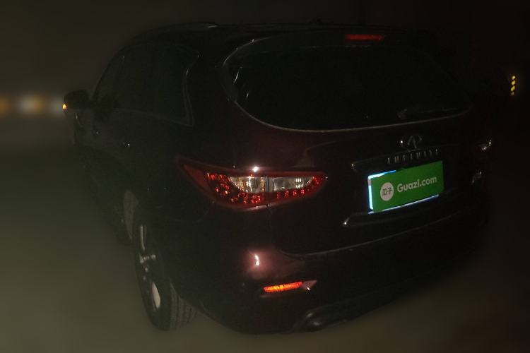 Used Infiniti JX 2013 JX35 Two-Wheel-Drive Excellence Edition
