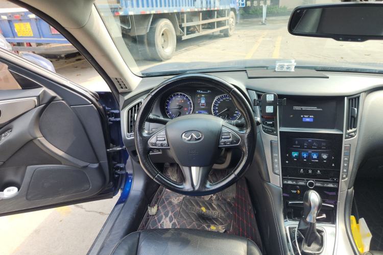 Used Infiniti Q50L 2016 2.0T Enjoyment Edition Steering Wheel