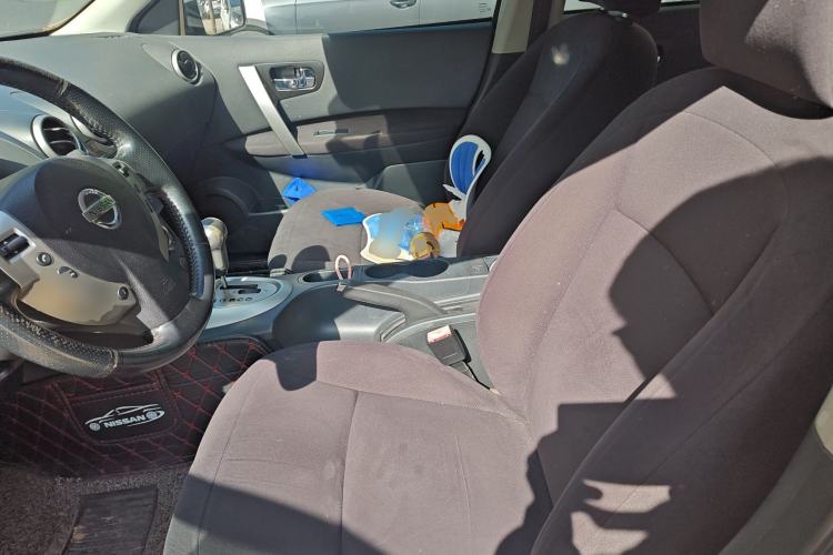 Used Nissan Qashqai 2012 2.0 XL Fire CVT 2WD Left Front Seat