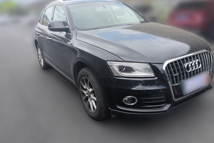 Used Audi Q5 2016 40 TFSI Trendy Edition Front Right 45 Deg