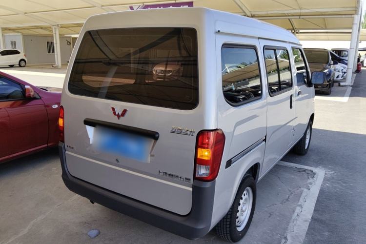 Used Wuling Zhiguang 2023 1.5L Practical Version 5/7 Seats Rear Right 45 Deg