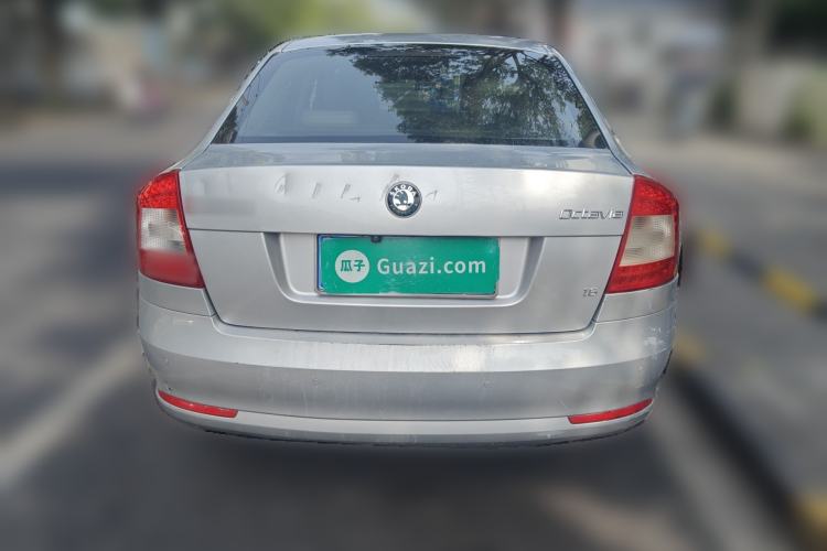 Used Skoda Octavia 2012 1.6L Automatic Yijun Edition Rear