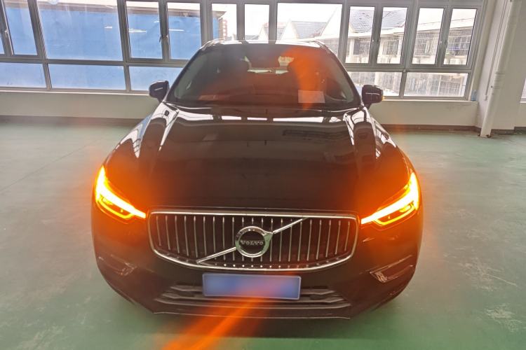 Used Volvo XC60 2021 T5 4x4 Smart Luxury Edition Front