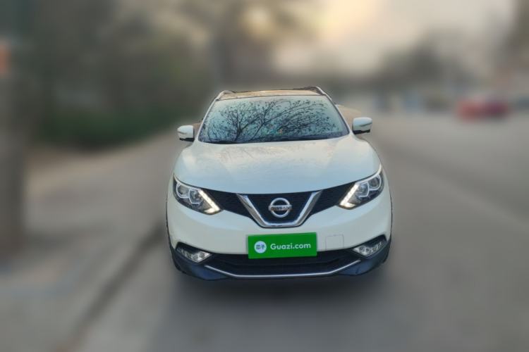 Used Nissan Qashqai 2016 2.0L CVT Luxury Edition Front