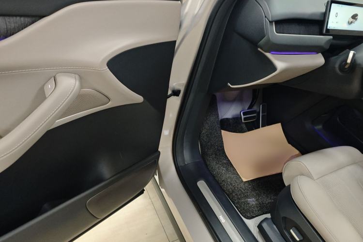 Used Nio ES8 2023 75 kWh