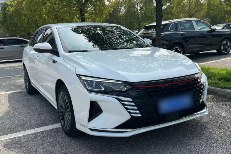 Used Dongfeng Aeolus Yixuan MAX 2023 1.5T Super-Powered Dad Edition