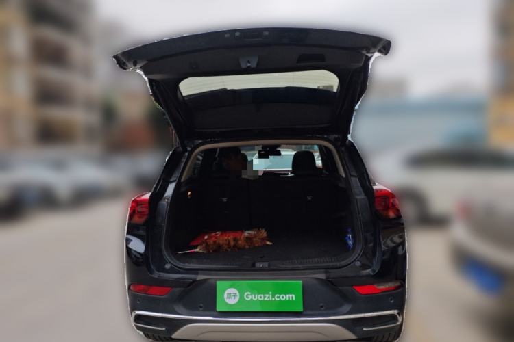 Used Buick Encore GX 2020 20T CVT Two-Wheel Drive Luxury Version Trunk