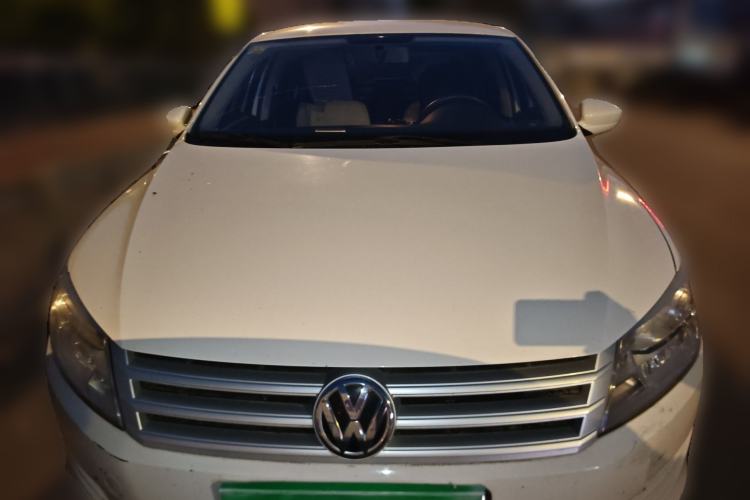 Used Volkswagen Santana 2013 1.4L Manual Fashion Edition Front