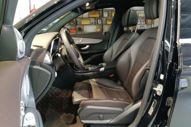 Used Mercedes-Benz GLC 2022 Facelifted GLC 260 L 4MATIC Dynamic Edition Left Front Seat