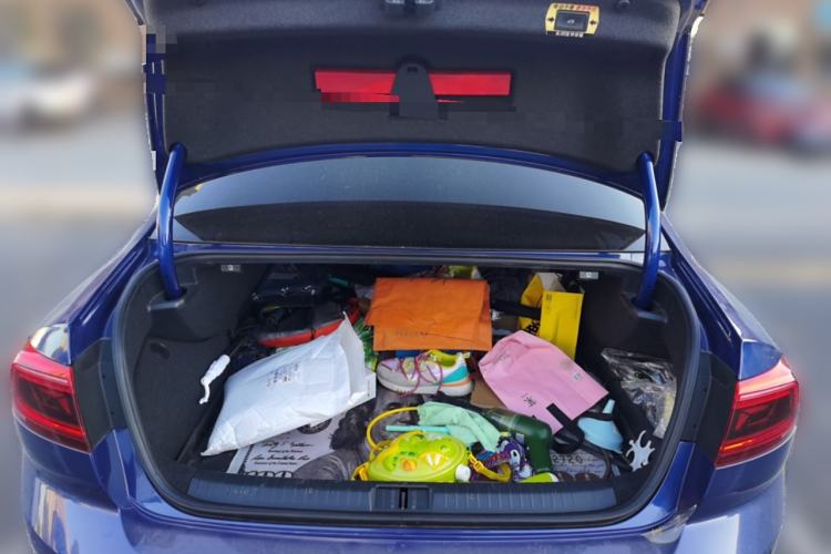 Used Volkswagen Magotan GTE Plug-in Hybrid 2020 GTE Prestige Model Trunk