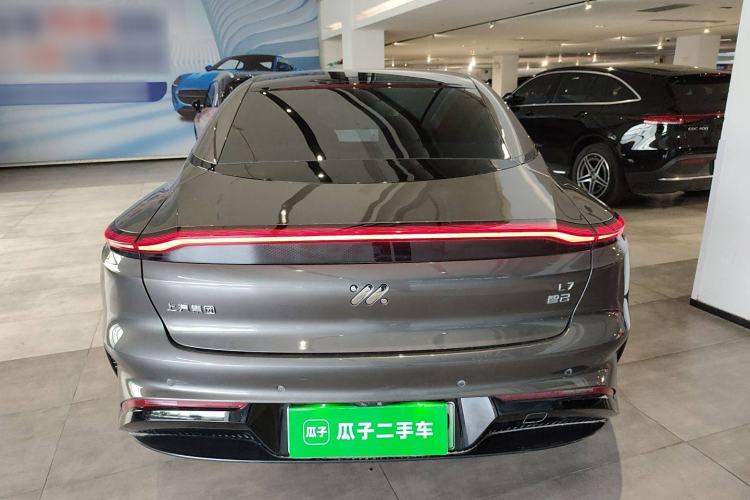 Used IM L7 2022 Dynamic Model Rear