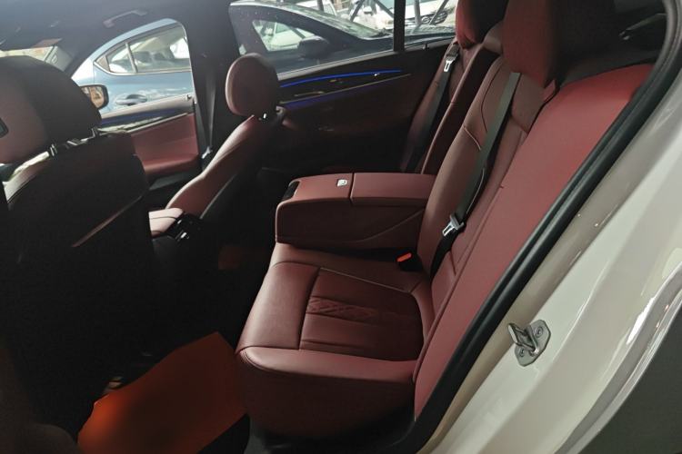 Used BMW 5 Series 2022 525Li M Sport Package Left Rear Seat