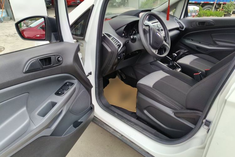 Used Ford EcoSport 2017 1.5L Manual Comfort Model Driver Seat